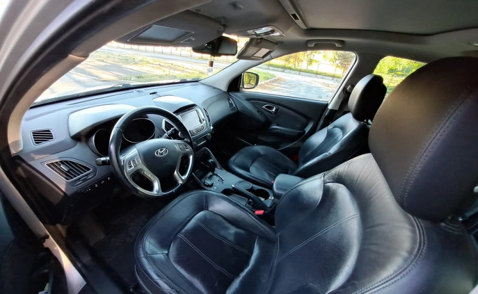 Hyundai ix35 cena 31400 przebieg: 363700, rok produkcji 2010 z Lubsko małe 379